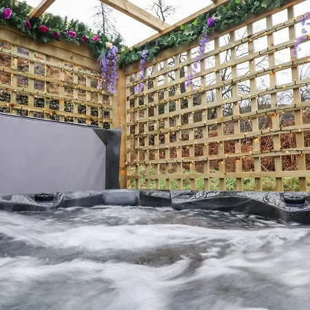 The Shearer - Crossgate Luxury Glamping * 彭里斯