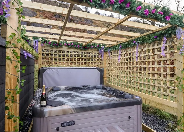 The Shearer - Crossgate Luxury Glamping 彭里斯