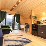 The Shearer - Crossgate Luxury Glamping 펜션 *